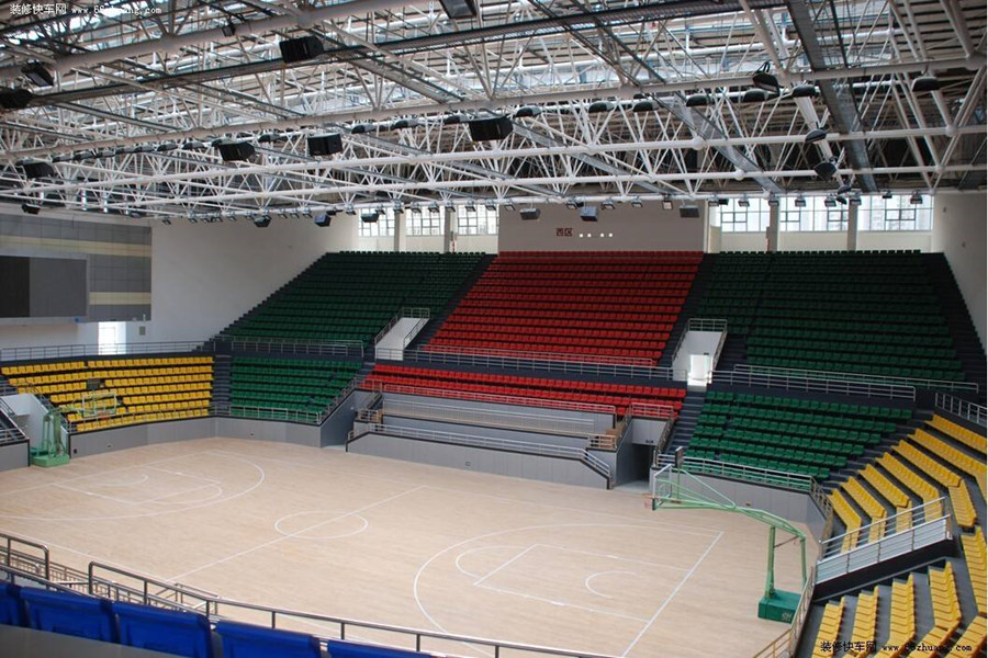 石景山羽毛球场网架工程